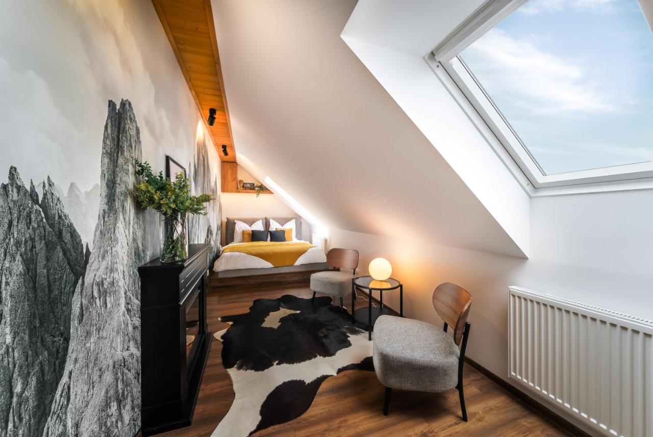 Cozy Mountain Attic Apartment In High Tatras Vel'ka Lomnica Exterior foto